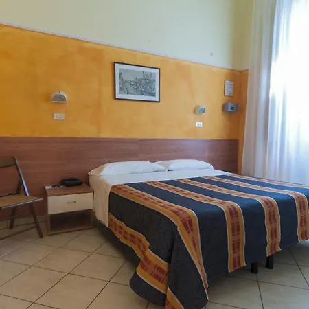 Midy Hotel 3*