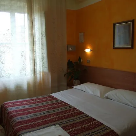Hotel Midy