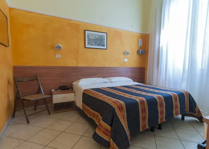 Midy Hotel 3*