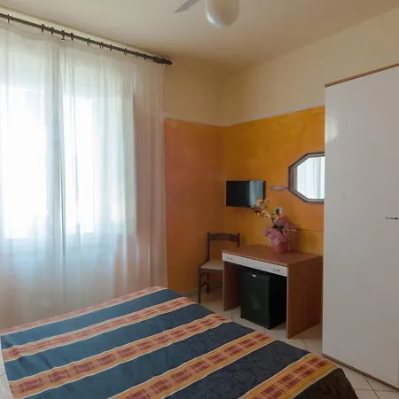 Midy 3* Βιαρέτζιο